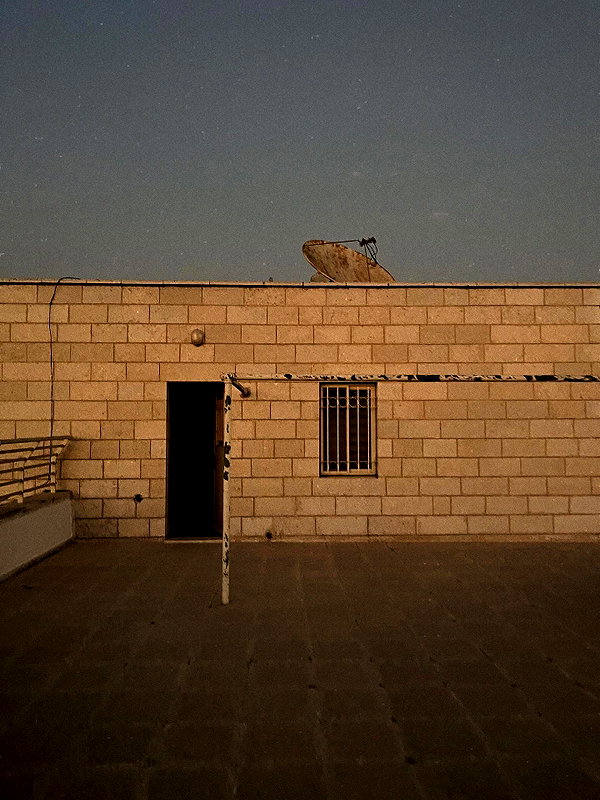 _femalien instagram image archive image