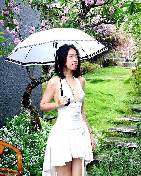 lyhythuedoxinh instagram image archive image
