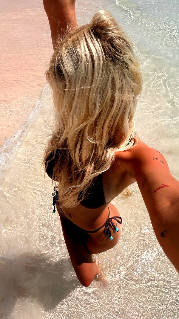 sophiecharlotth instagram image archive image