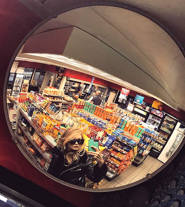 gigihadid instagram image archive image