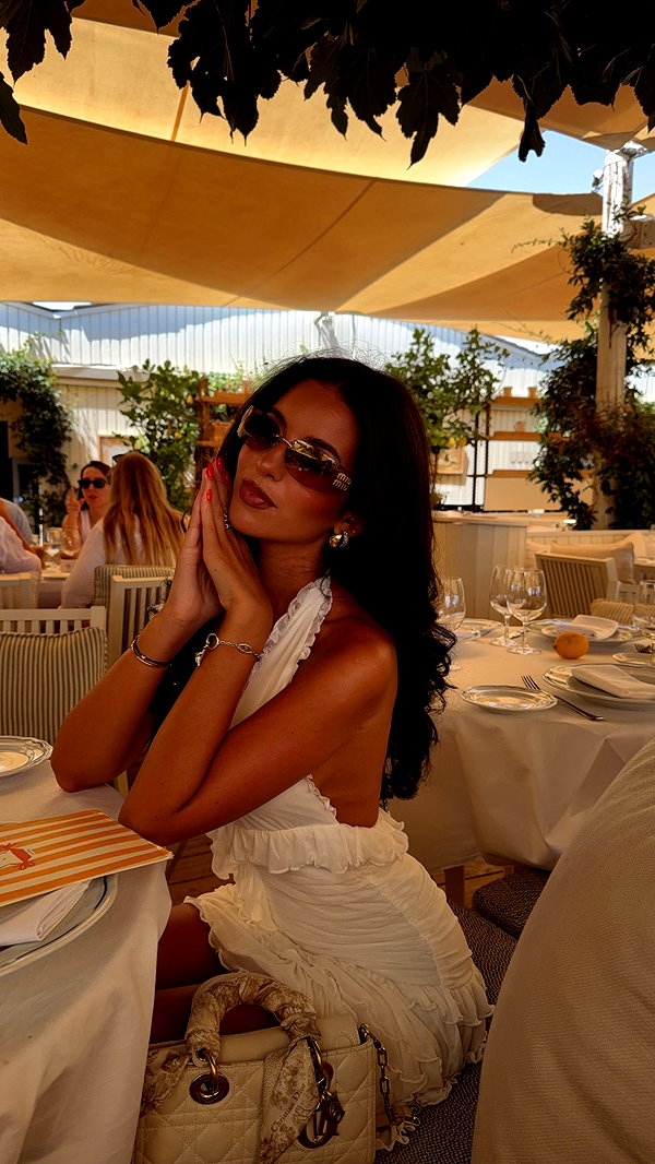 zoeliss instagram image archive image