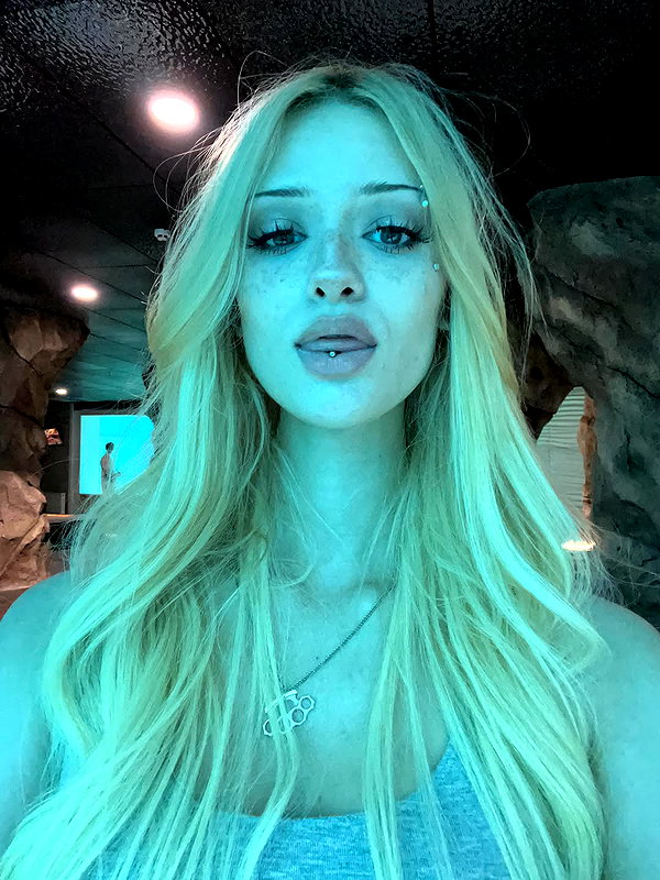 chrisstinalekss instagram image archive image