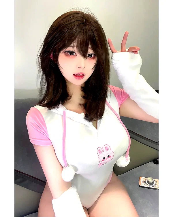 yingyinng_ instagram image archive image