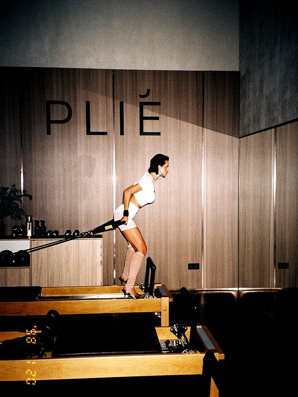 plie.space archive image