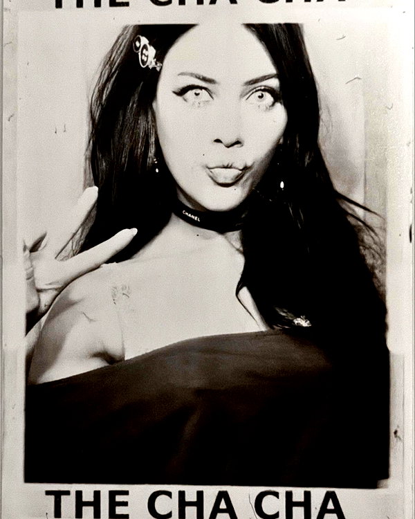 leonanaomii instagram image archive image