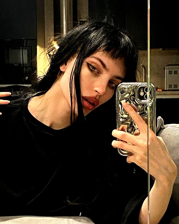 anya4everr instagram image archive image