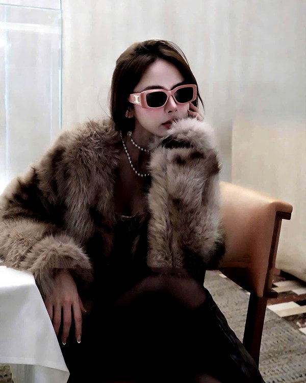 lyhythuedoxinh instagram image archive image