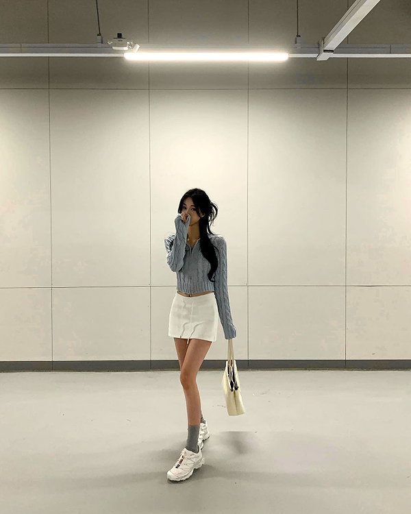 daxbin instagram image archive image