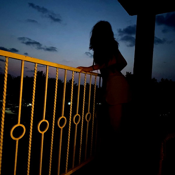 simrxn.n instagram image archive image