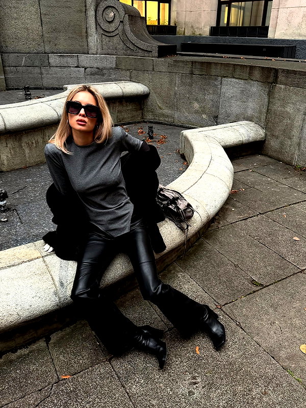 kkwwwv instagram image archive image