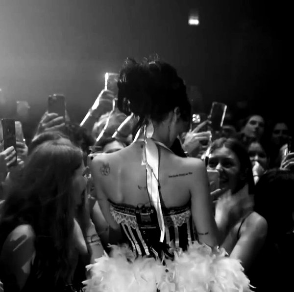 nessabarrett instagram image archive image