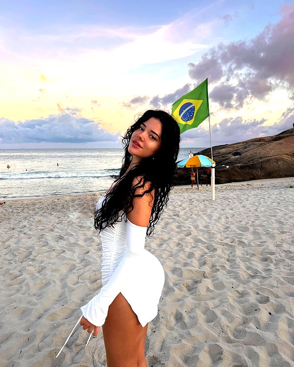vanessa.rhd instagram image archive image