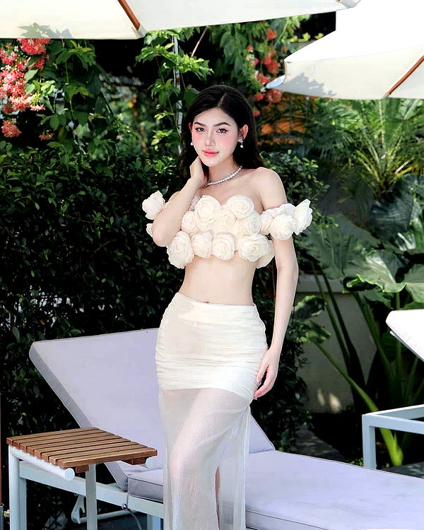lyhythuedoxinh instagram image archive image