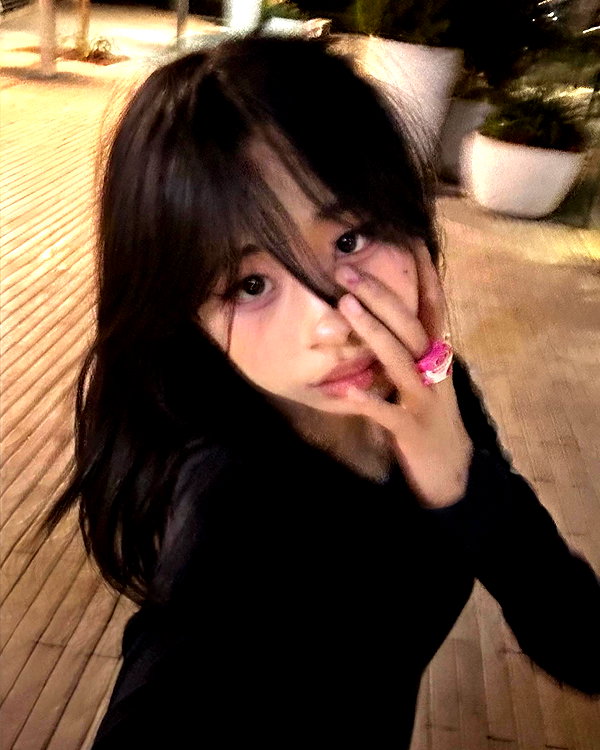 princessamelia_official instagram image archive image