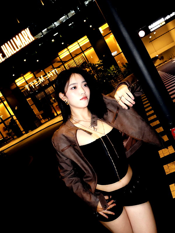 lyhythuedoxinh instagram image archive image