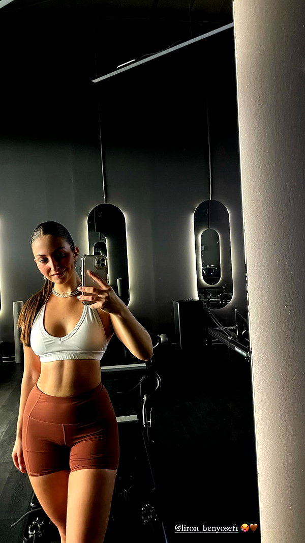 viki_dominev instagram image archive image
