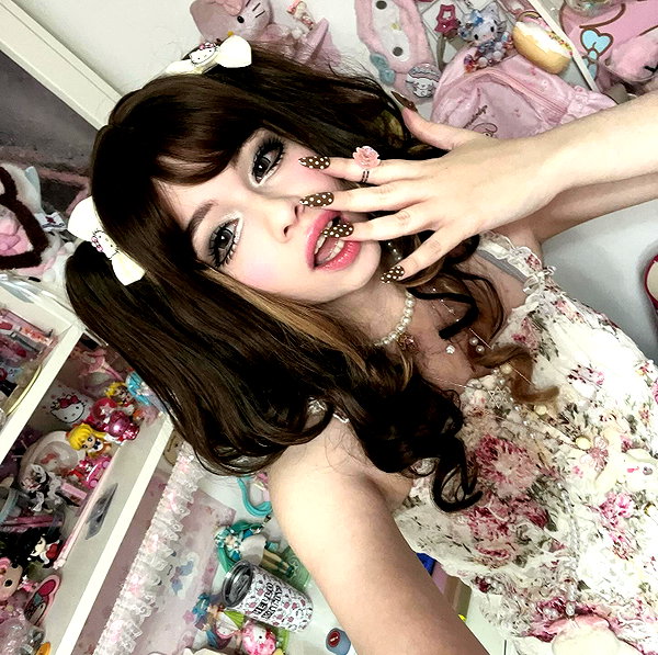 Archived image from @notchicore on Instagram