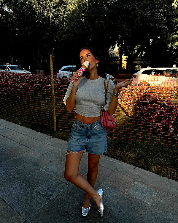 zoeliss instagram image archive image
