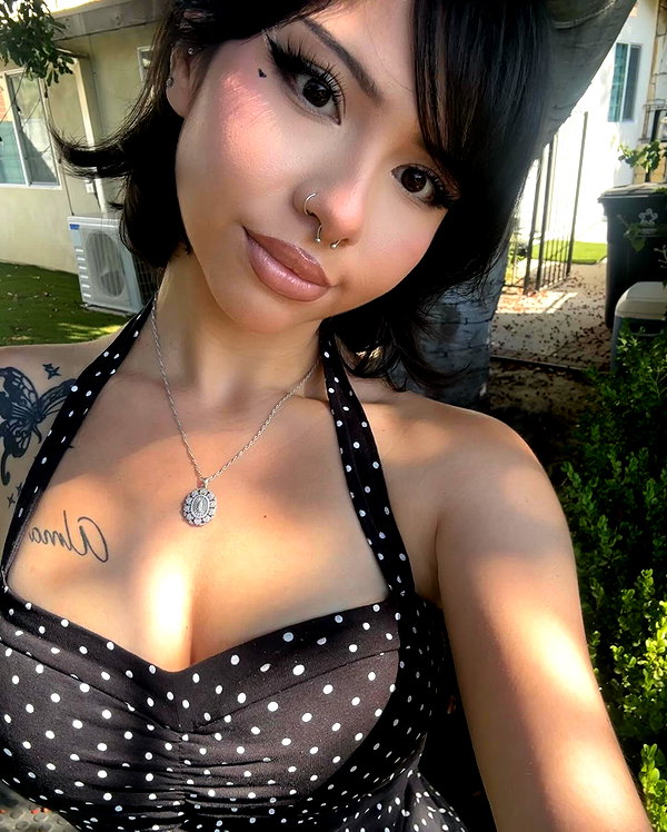 shay.la__ instagram image archive image