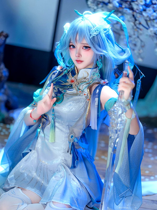 gallery_cosplayer instagram image archive image