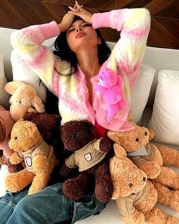 ll.lu1s instagram image archive image