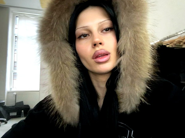 karolinaawasik instagram image archive image