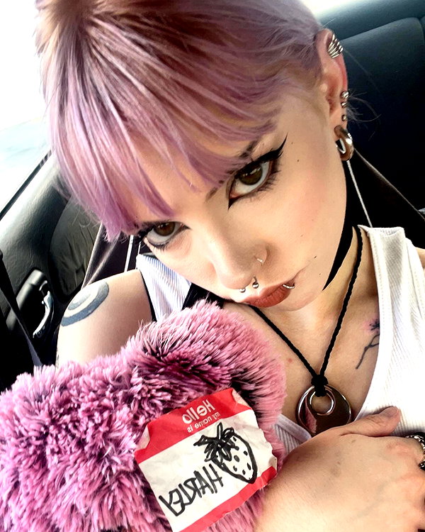haileylayfield instagram image archive image