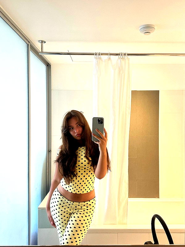 veroni22ka instagram image archive image
