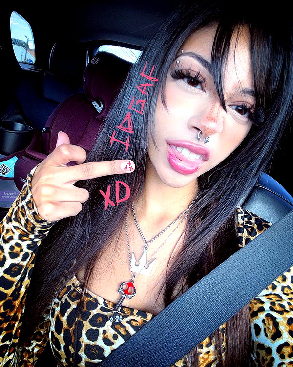 twodollie instagram image archive image