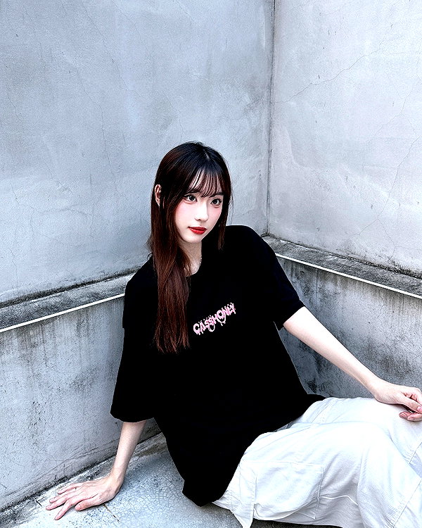 ku._03 instagram image archive image