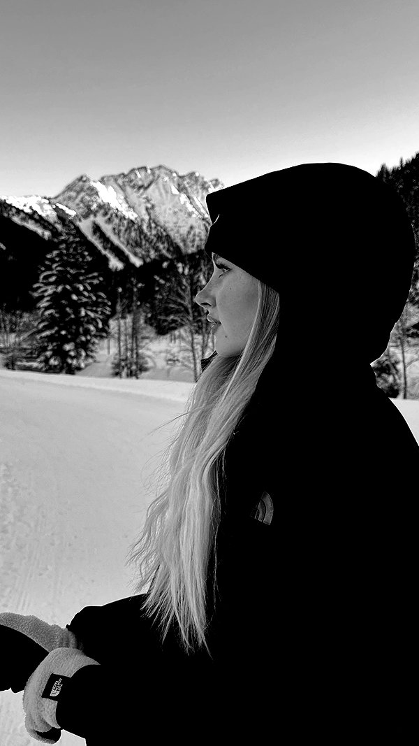 lilih instagram image archive image
