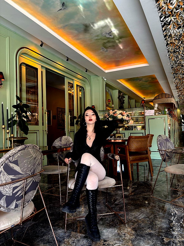 madamist_ instagram image archive image