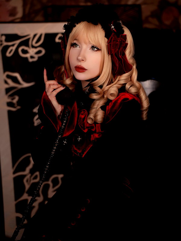 alina_thedoll instagram image archive image