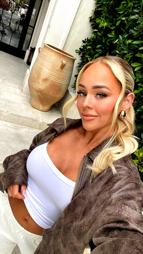 allieauton instagram image archive image