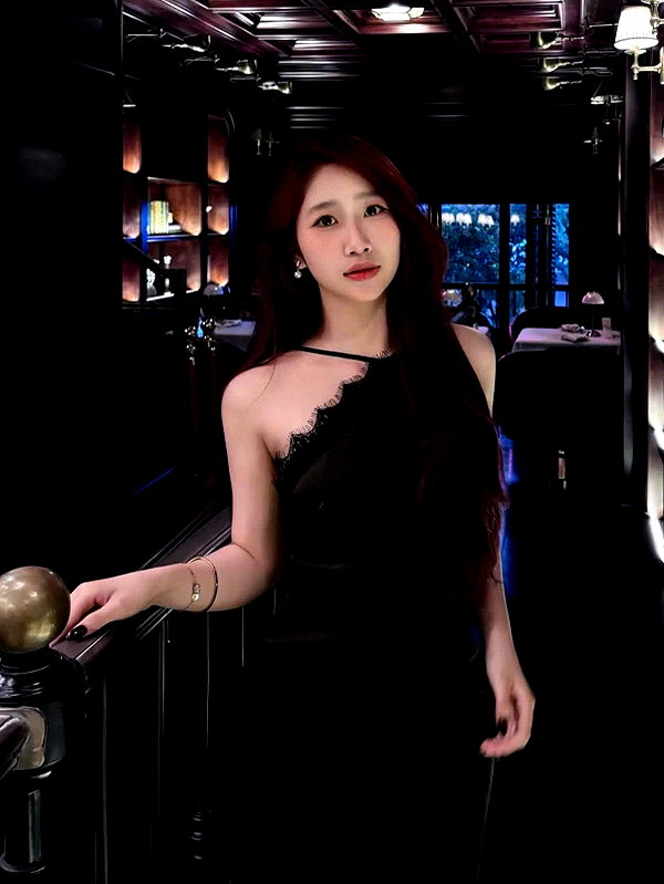 lyhythuedoxinh instagram image archive image