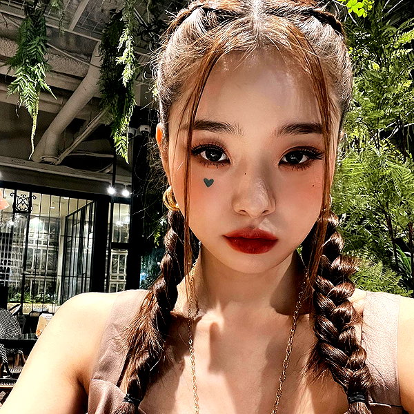 dear.zia instagram image archive image