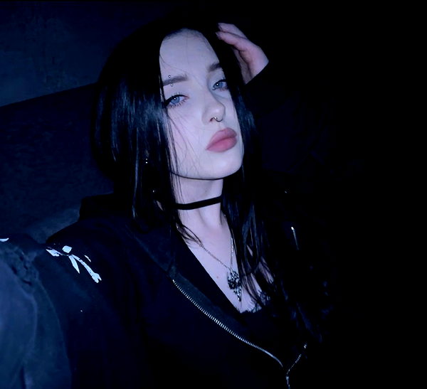 alllinauy instagram image archive image