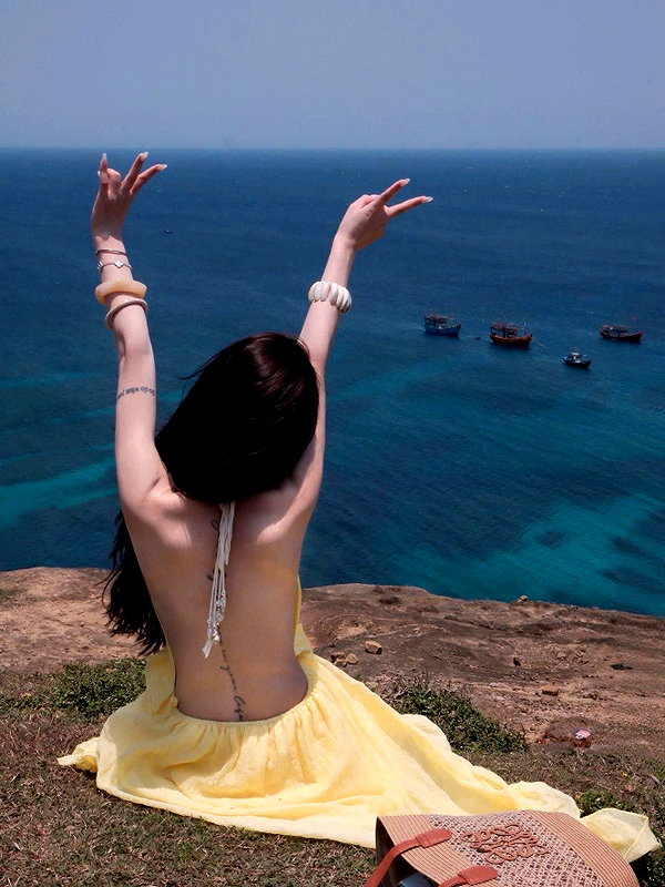 lyhythuedoxinh instagram image archive image