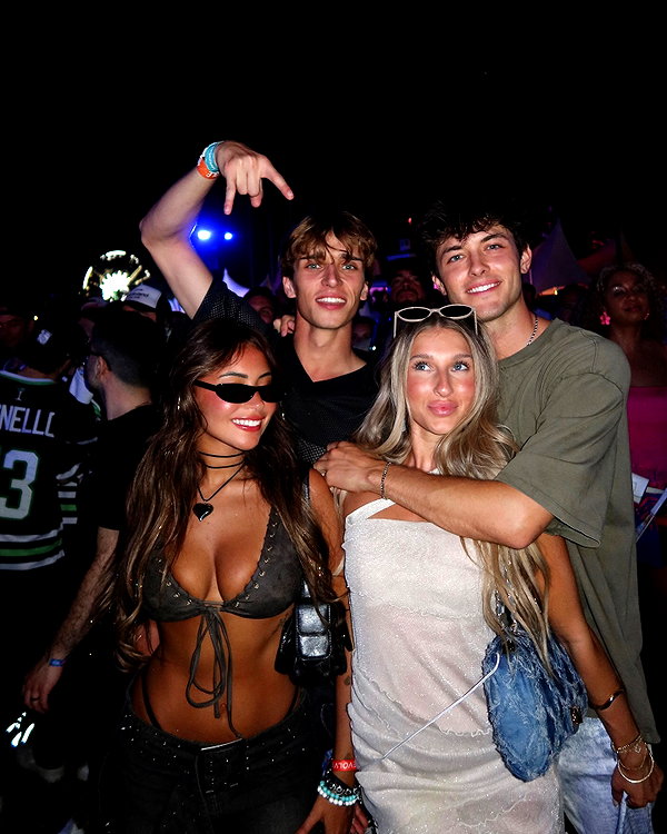 gabimfmoura instagram image archive image