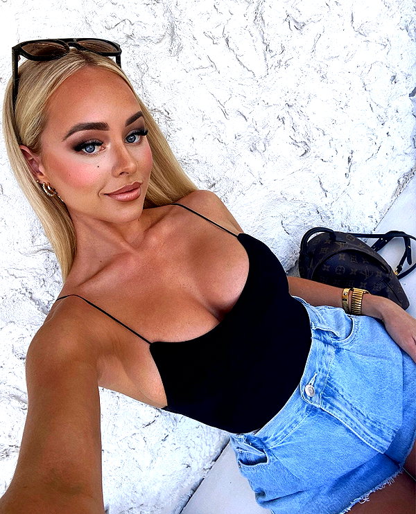allieauton instagram image archive image