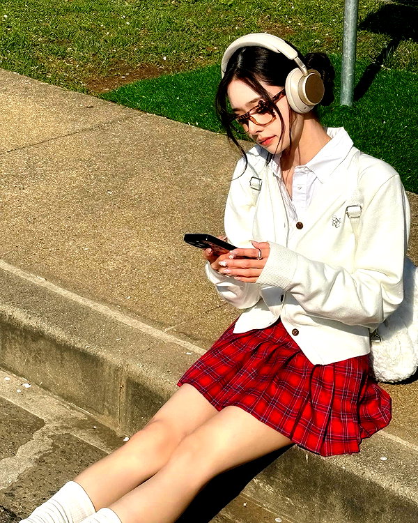 dear.zia instagram image archive image