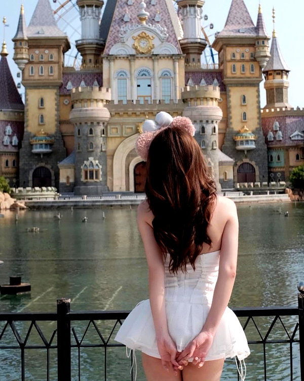 lyhythuedoxinh instagram image archive image