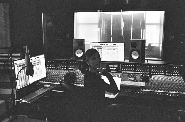 arianagrande instagram image archive image