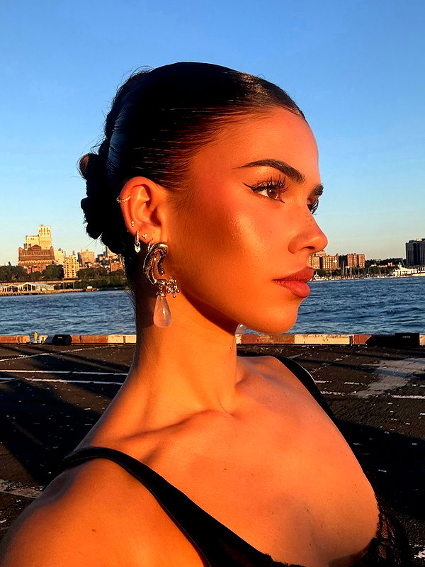 leahhalton instagram image archive image