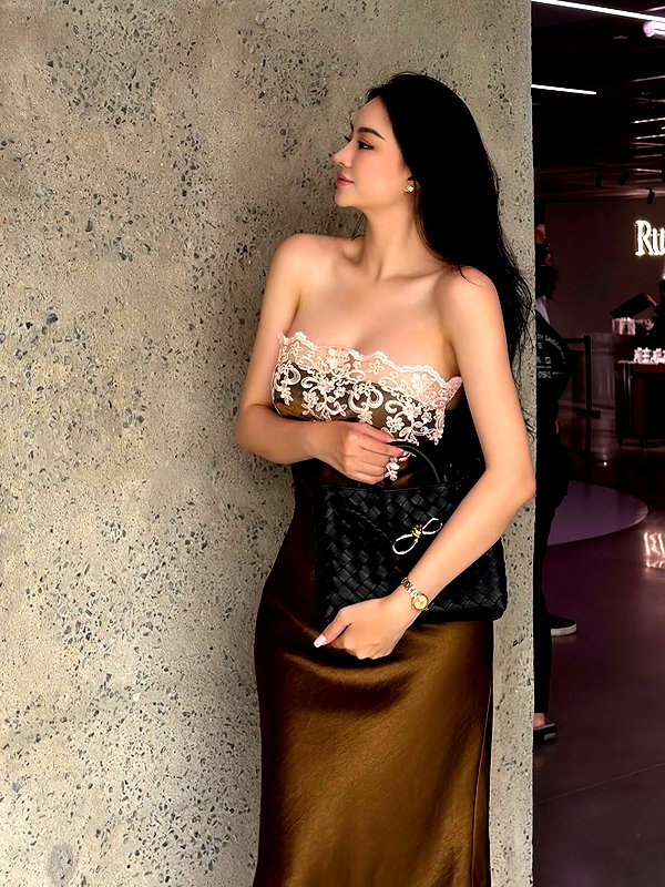 lyhythuedoxinh instagram image archive image