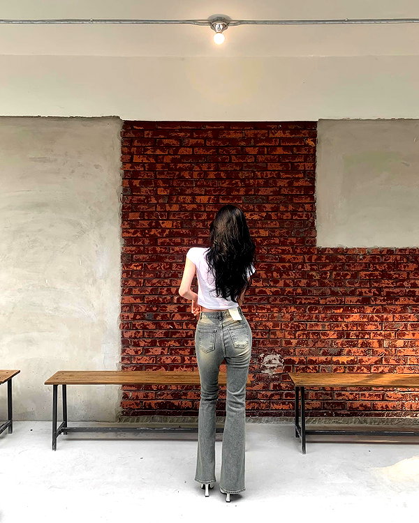 daxbin instagram image archive image