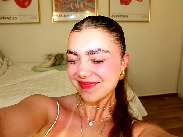 mishel_d_ instagram image archive image
