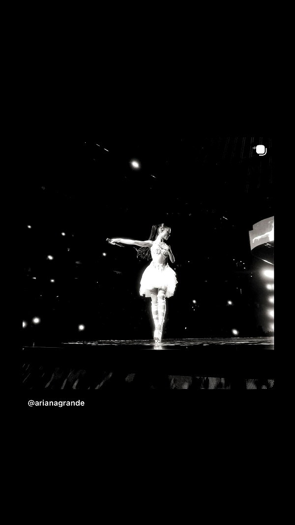 arianagrande instagram image archive image