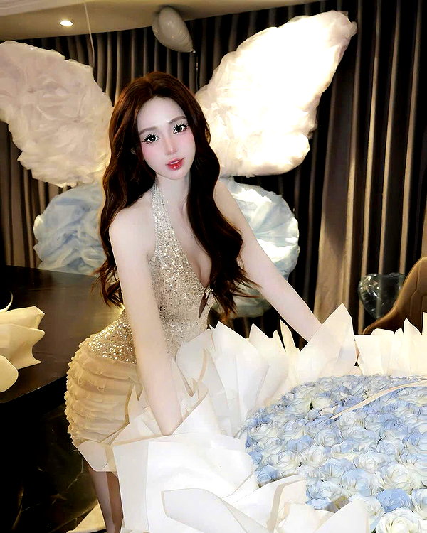 lyhythuedoxinh instagram image archive image