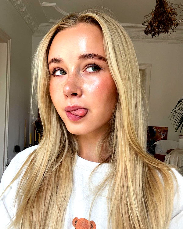 lilih instagram image archive image